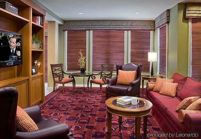By Marriott Muskoka Wharf Hotel 3*